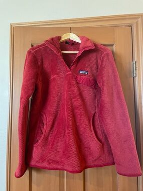 Patagonia women’s Fleece pullover